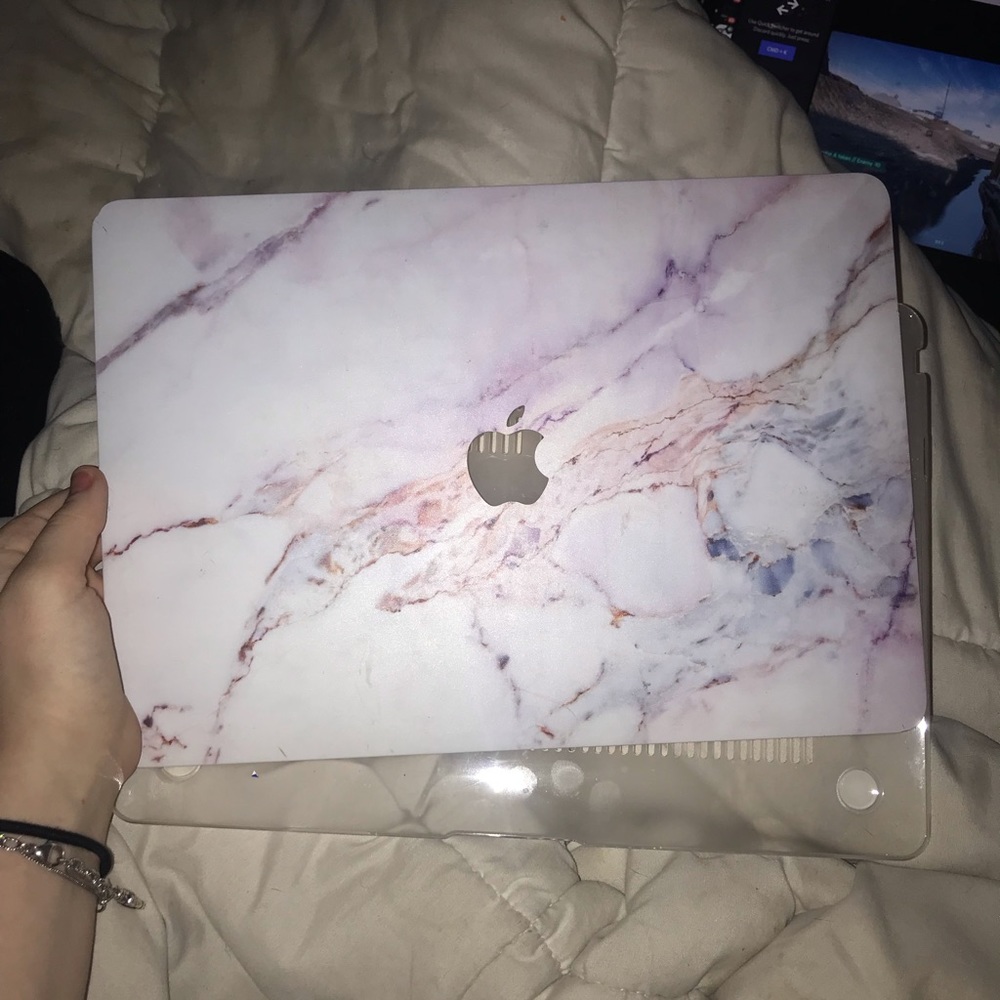 Marble Apple Macbook Air 13 in Case
